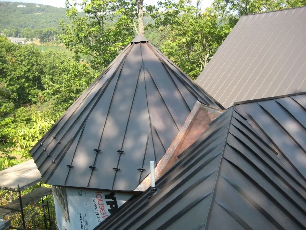 Professional Roof Tarp Installation by Craftsman Roofing in Sunset Gardens